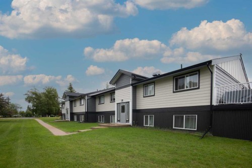 25-11 Stanton Street, Red Deer, AB 