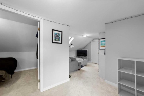 5219 50 Avenue, Camrose, AB - Indoor Photo Showing Other Room