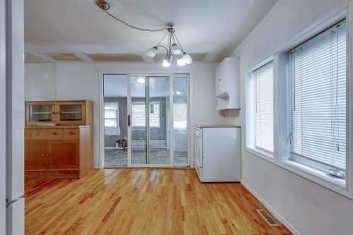 4515 50 Avenue, Innisfail, AB 