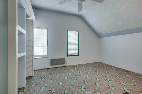 4515 50 Avenue, Innisfail, AB 