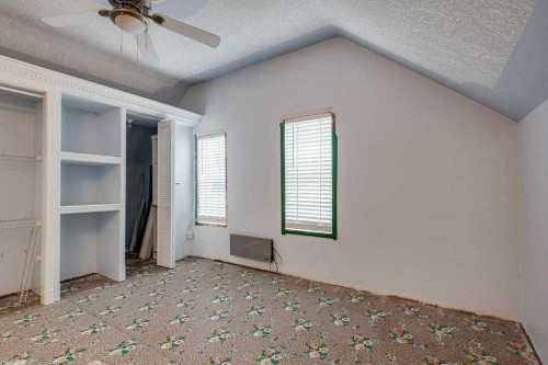 4515 50 Avenue, Innisfail, AB 
