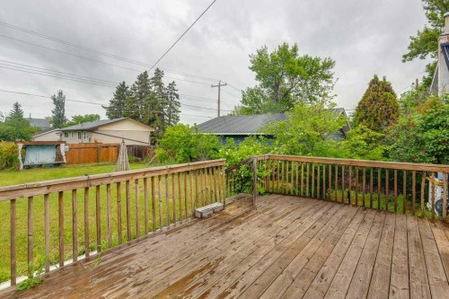4515 50 Avenue, Innisfail, AB 