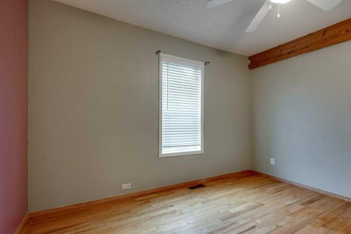 4515 50 Avenue, Innisfail, AB 