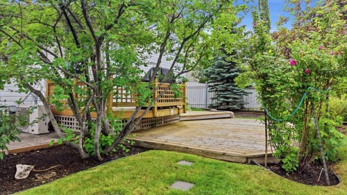 32 Dawson Street, Red Deer, AB 