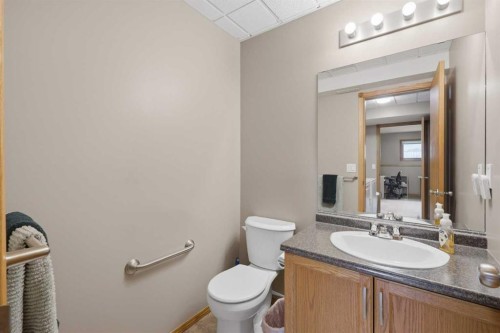 32 Dawson Street, Red Deer, AB 