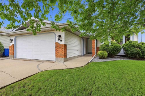 32 Dawson Street, Red Deer, AB 