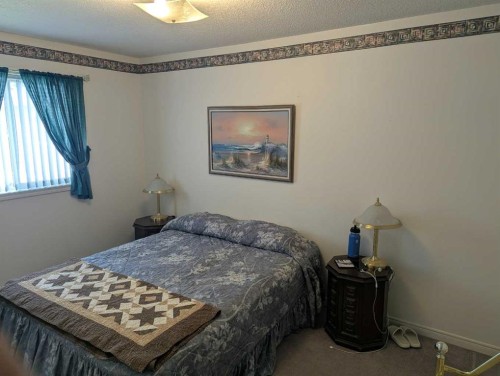 4926 59 Street, Killam, AB 