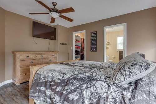 32 Duval Close, Red Deer, AB 