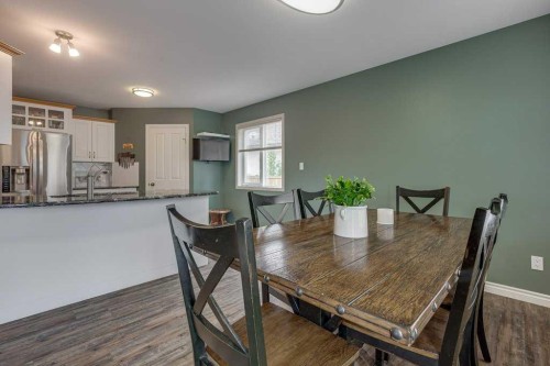 32 Duval Close, Red Deer, AB 
