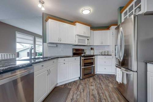 32 Duval Close, Red Deer, AB 