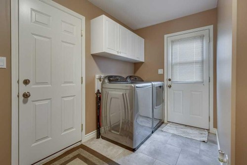 32 Duval Close, Red Deer, AB 