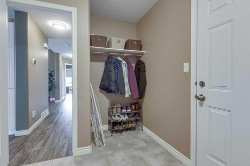 32 Duval Close, Red Deer, AB 