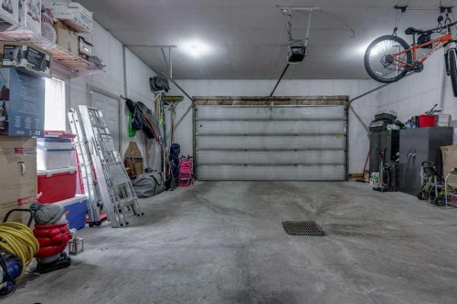 32 Duval Close, Red Deer, AB 