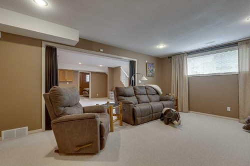 32 Duval Close, Red Deer, AB 