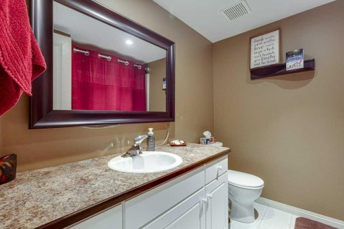 32 Duval Close, Red Deer, AB 