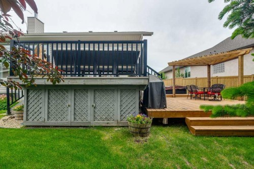 32 Duval Close, Red Deer, AB 