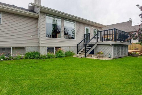32 Duval Close, Red Deer, AB 