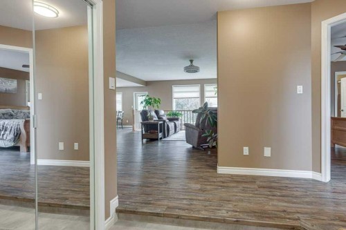 32 Duval Close, Red Deer, AB 