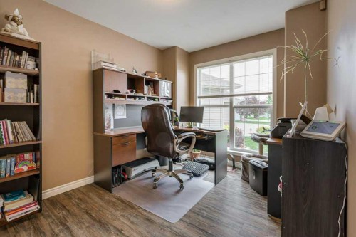 32 Duval Close, Red Deer, AB 
