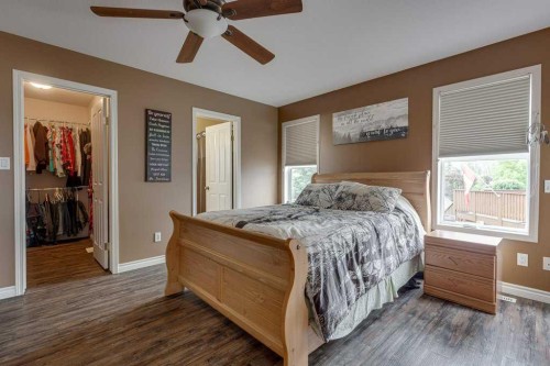 32 Duval Close, Red Deer, AB 