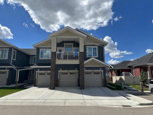 111 Golden Crescent, Red Deer, AB 