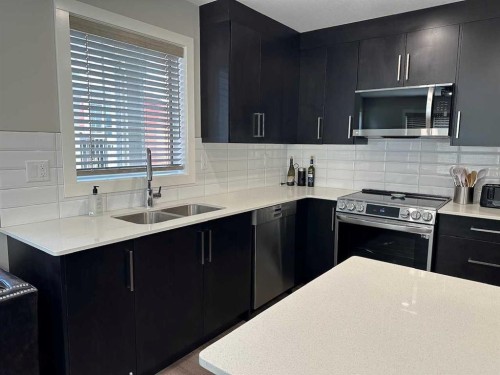 111 Golden Crescent, Red Deer, AB 