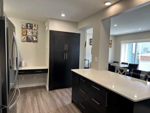 111 Golden Crescent, Red Deer, AB 