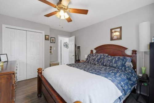 5632 48 Avenue, Lacombe, AB 