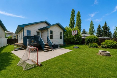 29 Duval Crescent, Red Deer, AB 