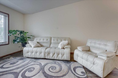 348 Lancaster Drive, Red Deer, AB 