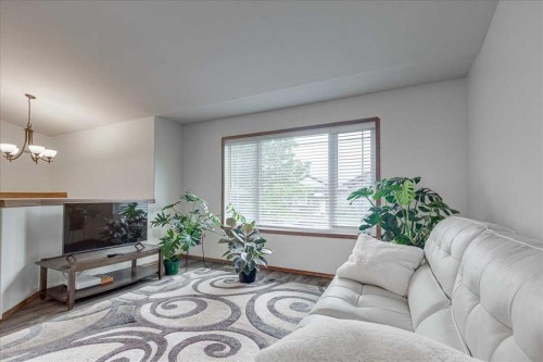 348 Lancaster Drive, Red Deer, AB 