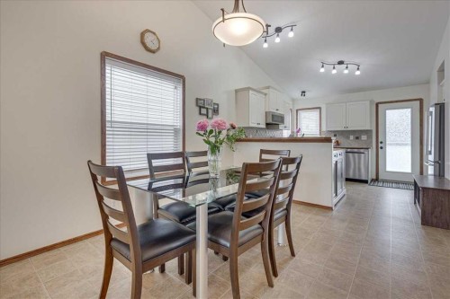348 Lancaster Drive, Red Deer, AB 