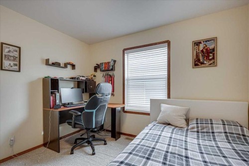 348 Lancaster Drive, Red Deer, AB 