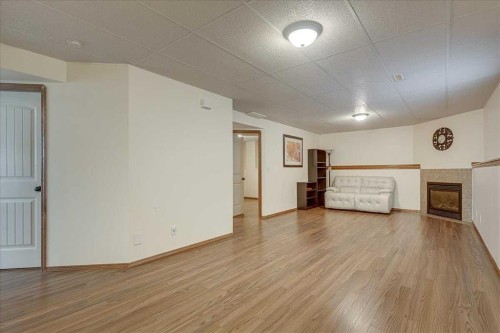 348 Lancaster Drive, Red Deer, AB 