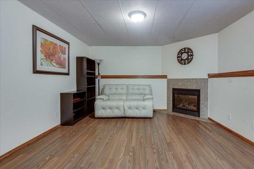 348 Lancaster Drive, Red Deer, AB 