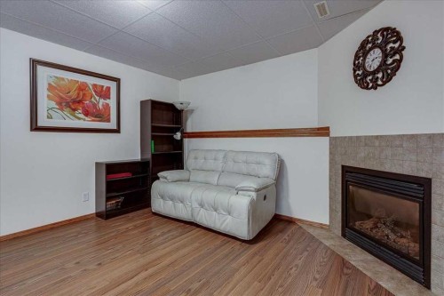 348 Lancaster Drive, Red Deer, AB 