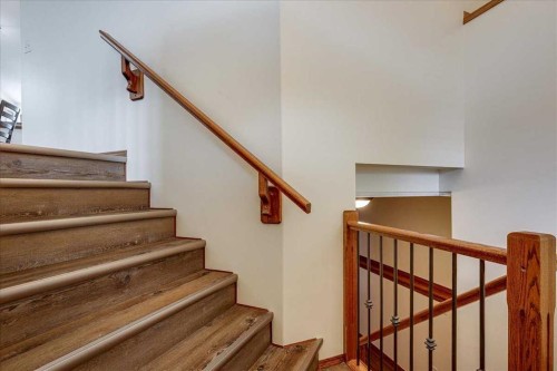 348 Lancaster Drive, Red Deer, AB 