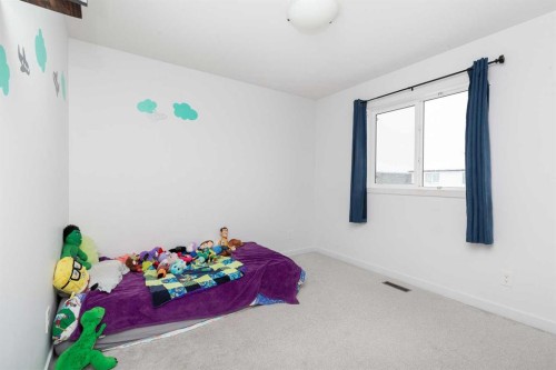 1219 Pacific Circle West, Lethbridge, AB 