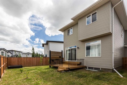 1219 Pacific Circle West, Lethbridge, AB 