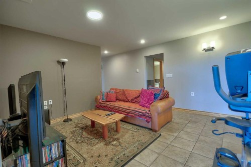 37311 Range Road 283, Rural Red Deer County, AB - Indoor
