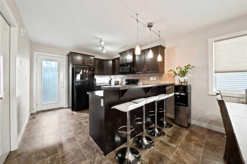 364 Kingston Drive, Red Deer, AB 
