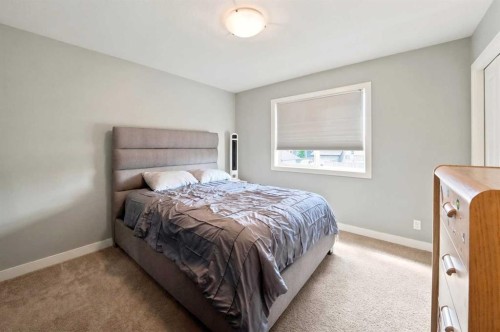 364 Kingston Drive, Red Deer, AB 