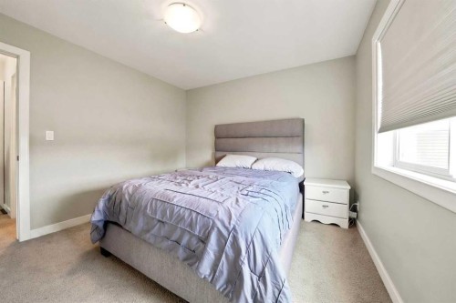 364 Kingston Drive, Red Deer, AB 
