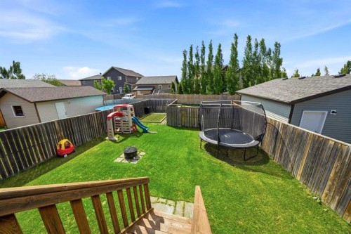 364 Kingston Drive, Red Deer, AB 