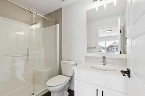 199 Bridgeport Circle, Chestermere, AB - Indoor Photo Showing Bathroom