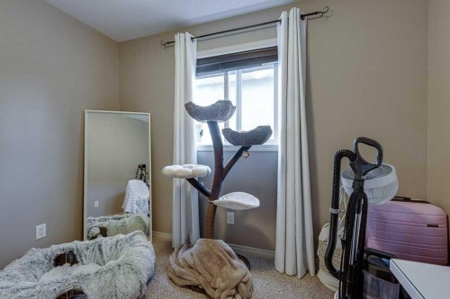 39 Isaacson Crescent, Red Deer, AB 