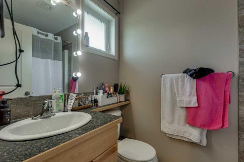 39 Isaacson Crescent, Red Deer, AB 