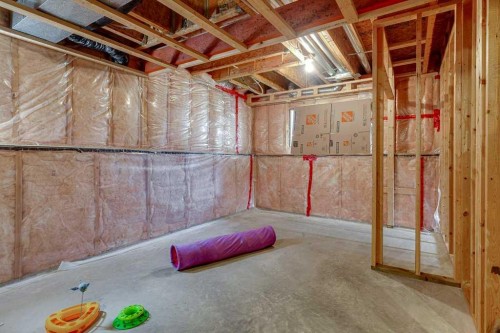 39 Isaacson Crescent, Red Deer, AB 