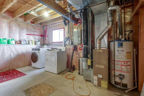 39 Isaacson Crescent, Red Deer, AB 