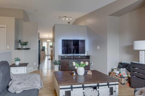 39 Isaacson Crescent, Red Deer, AB 